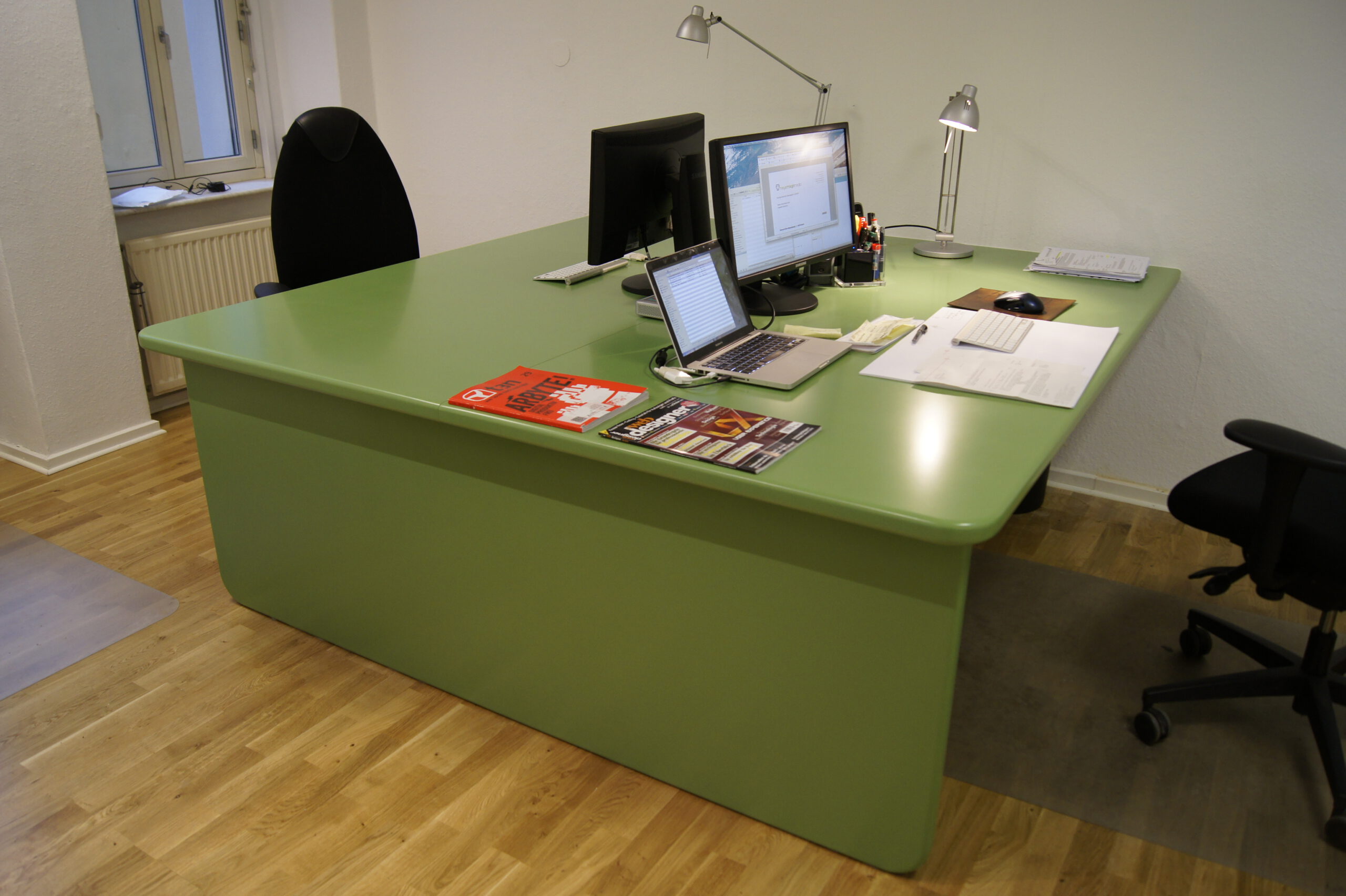 Bürotisch